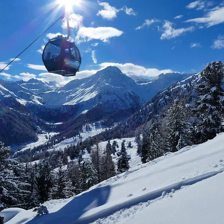 Pracondu 1 403 - Outdoor & Fun Charming Lägenhet *