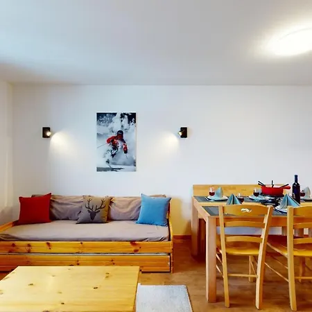 Pracondu 1 403 - Outdoor & Fun Charming *