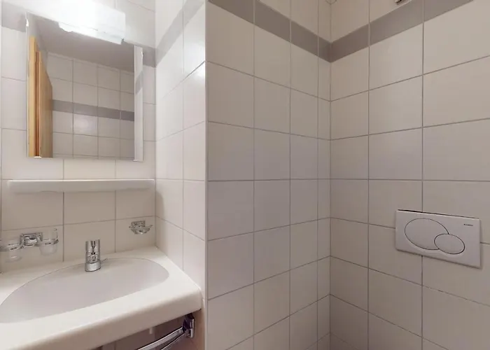 Pracondu 1 403 - Outdoor & Fun Charming *