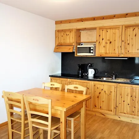 Pracondu 1 403 - Outdoor & Fun Charming Daire