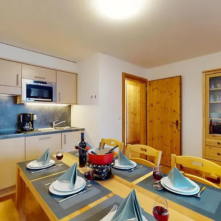 Pracondu 1 403 - Outdoor & Fun Charming Apartment